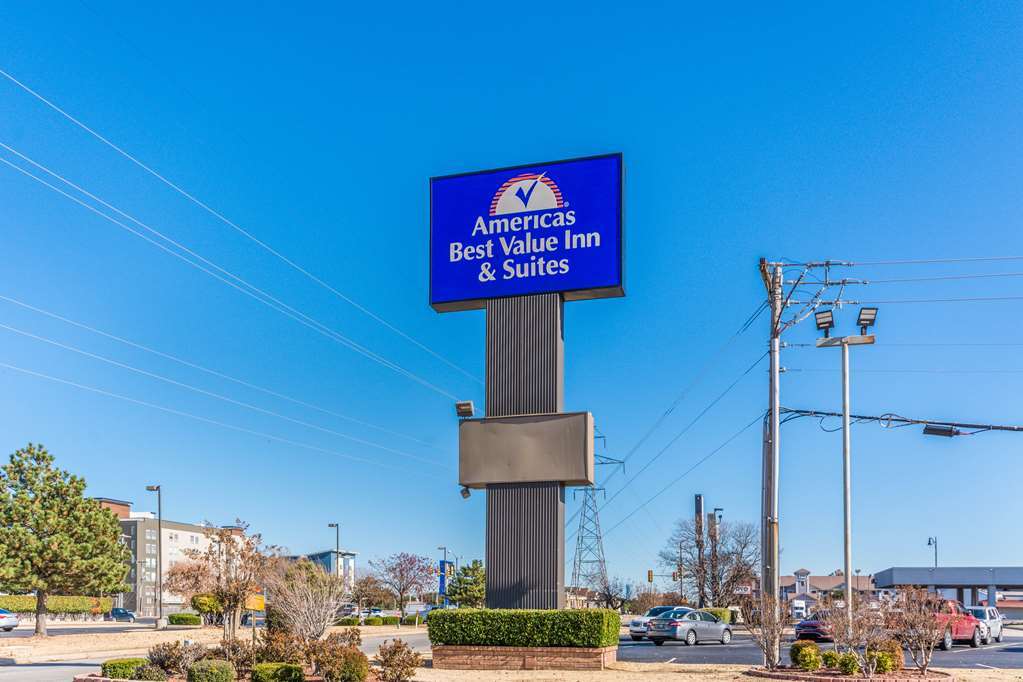 Hotel Econo &